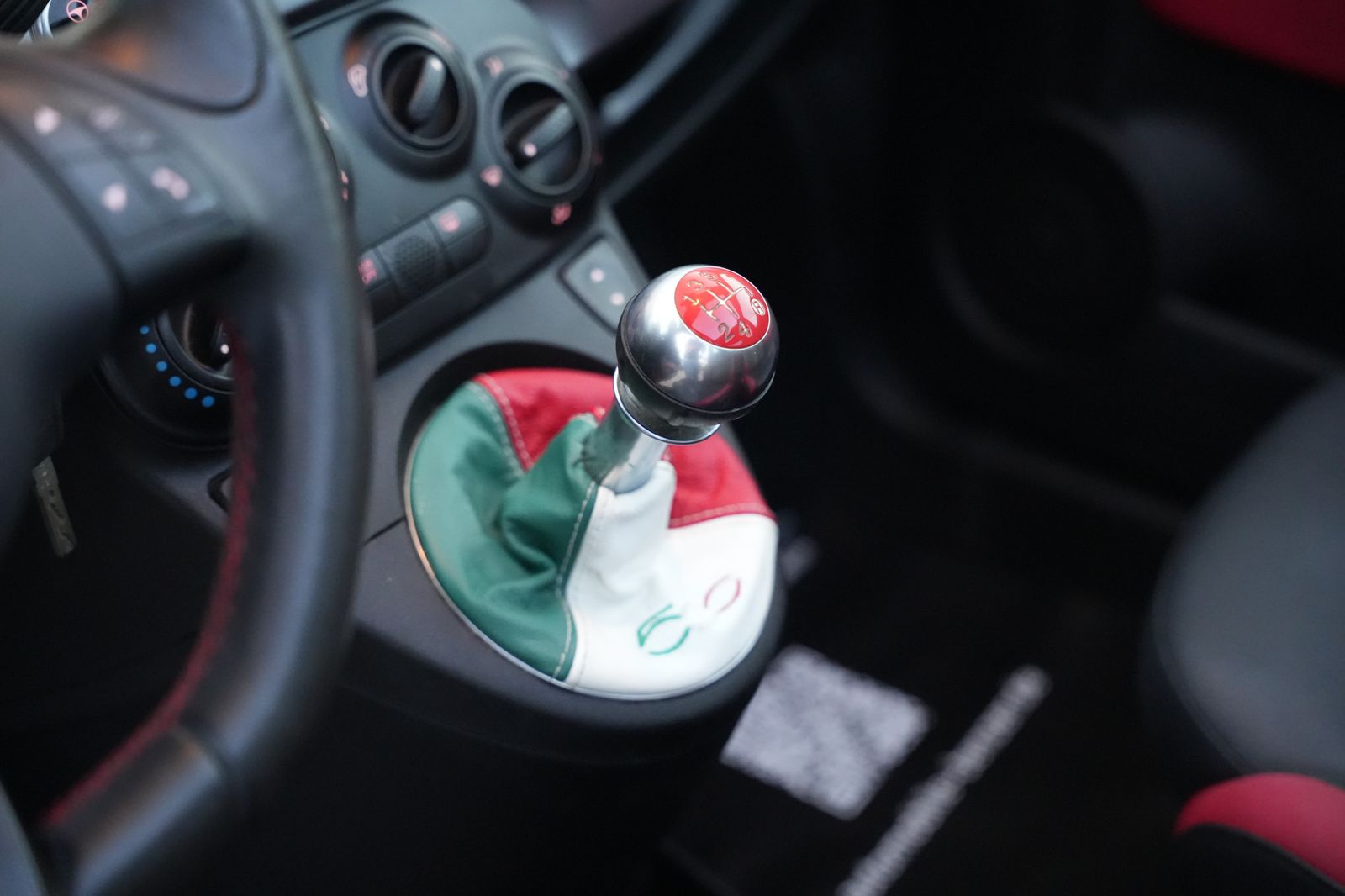 Fahrzeugabbildung Fiat 500C S *Sound-System Interscope*Bluetooth*Italia