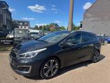 Kia AUTOMATIK/NAVI/R-KAMERA/SHZ/LHZ/TEMP/KEYLESSGO - Kia cee'd Sportswagon aus 2015