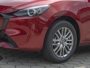 Mazda 2 Exclusive-Line DRAS 360°SitzheizungHead-UP