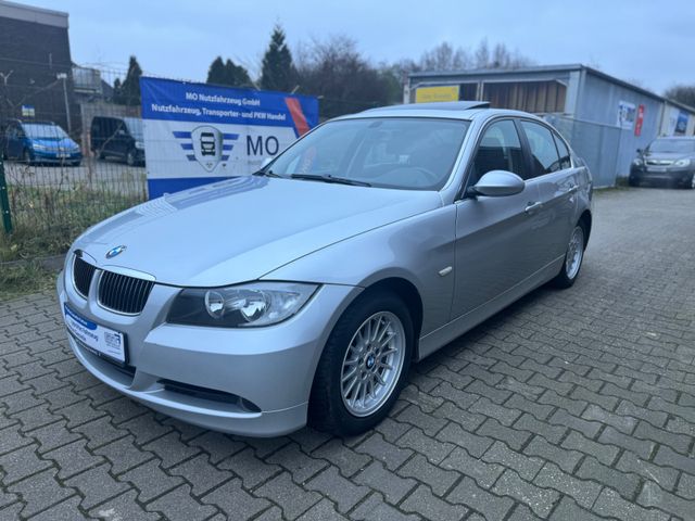 BMW 325i E90 *Automatik*2.Vorbesitzer*Wenig km*