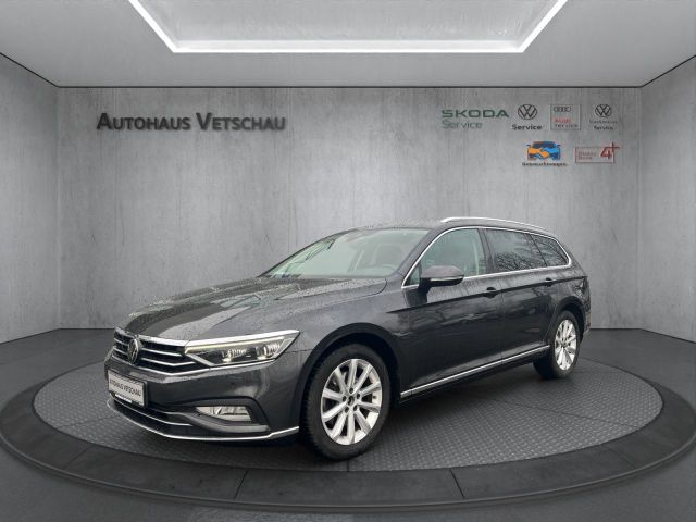 Passat Variant 2.0 TDI Elegance Bluetooth Navi
