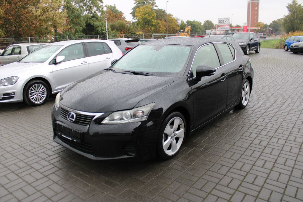 Lexus CT 200h