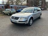Volkswagen Passat 1.9 TDI Variant - Volkswagen Passat: 1.9