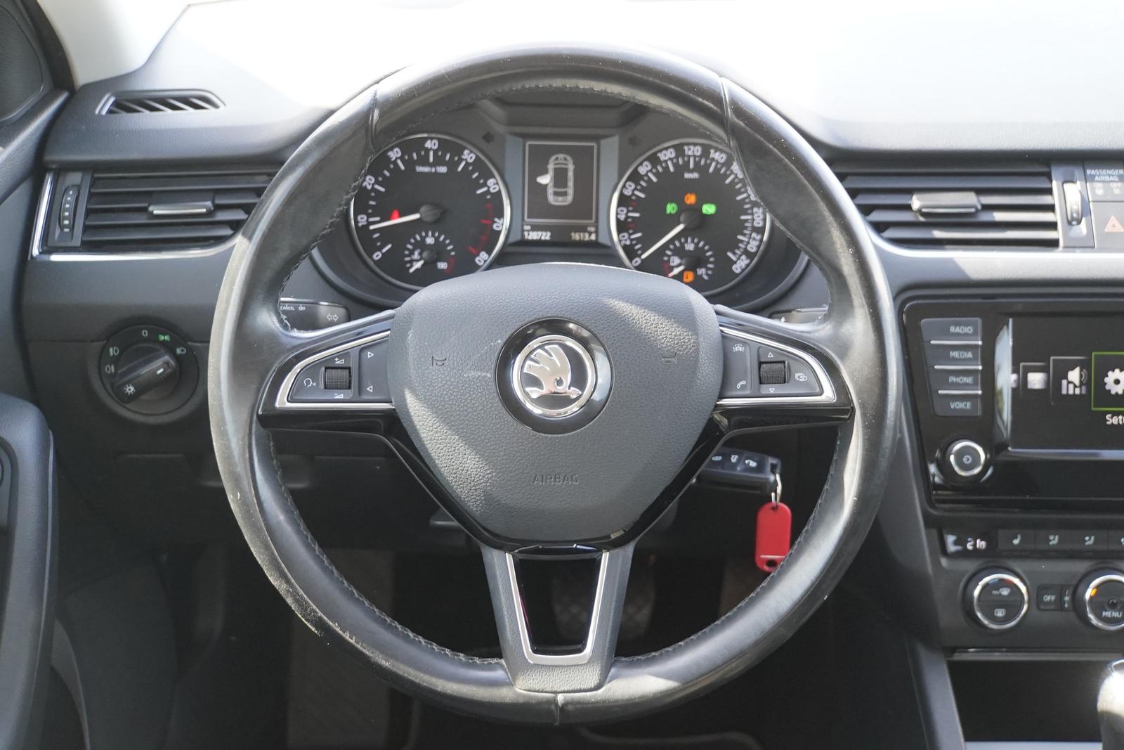 Skoda Octavia Combi 1.4 TSI DSG Klimaaut. Sitzheizung