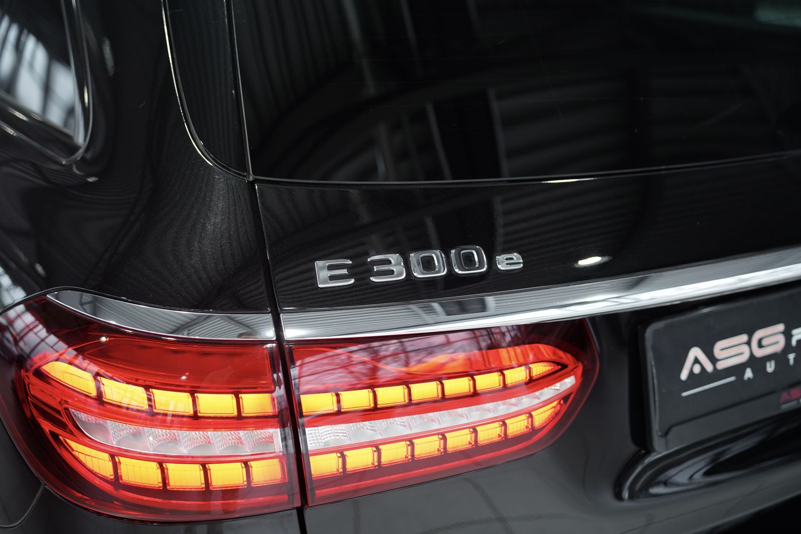 Mercedes Benz E 300