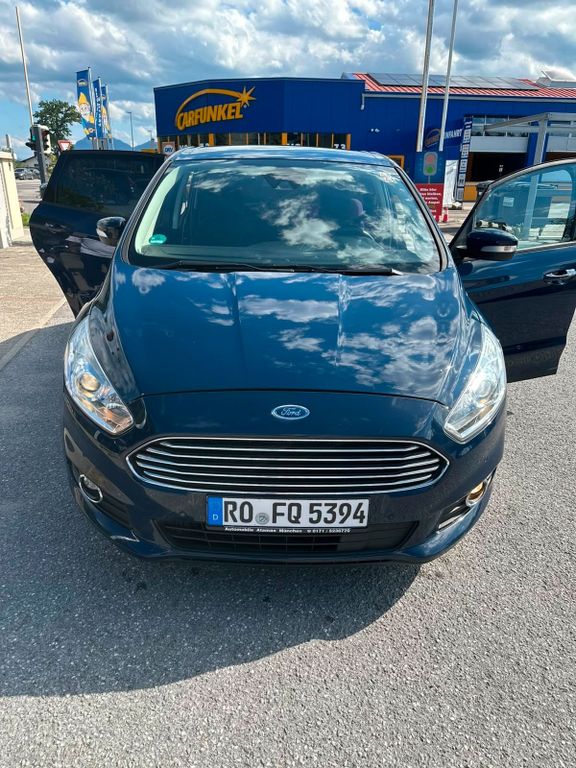Image of Ford S-Max