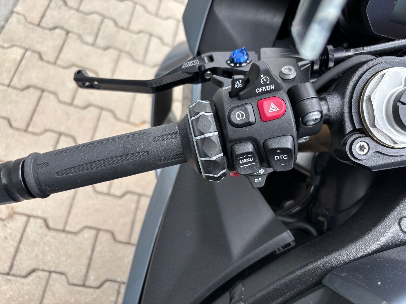 Fahrzeugabbildung BMW S 1000 RR Dynamik-Paket Frästeile