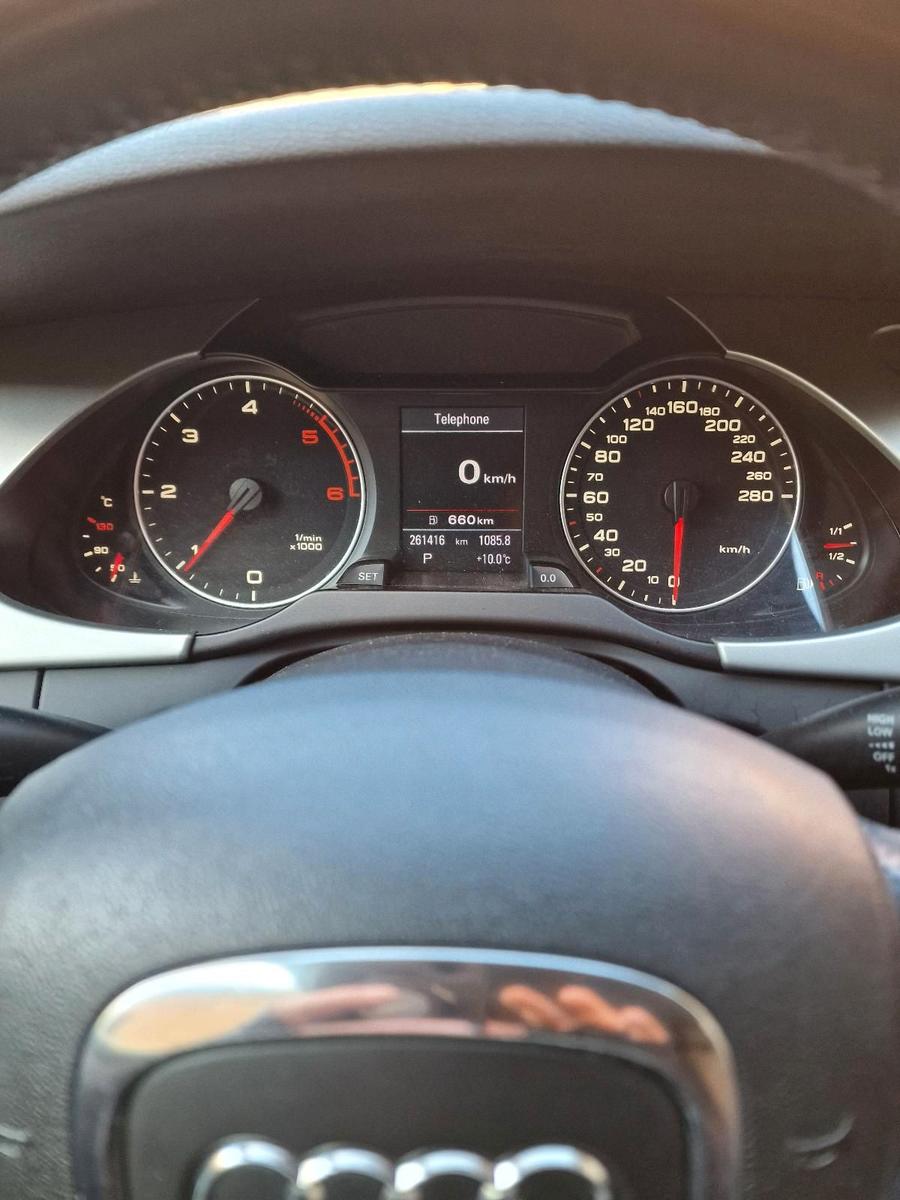Audi A4 2011 — photo 15
