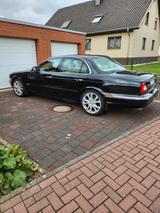 Jaguar XJ6 3 Liter - - schwarze Jaguar XJ6