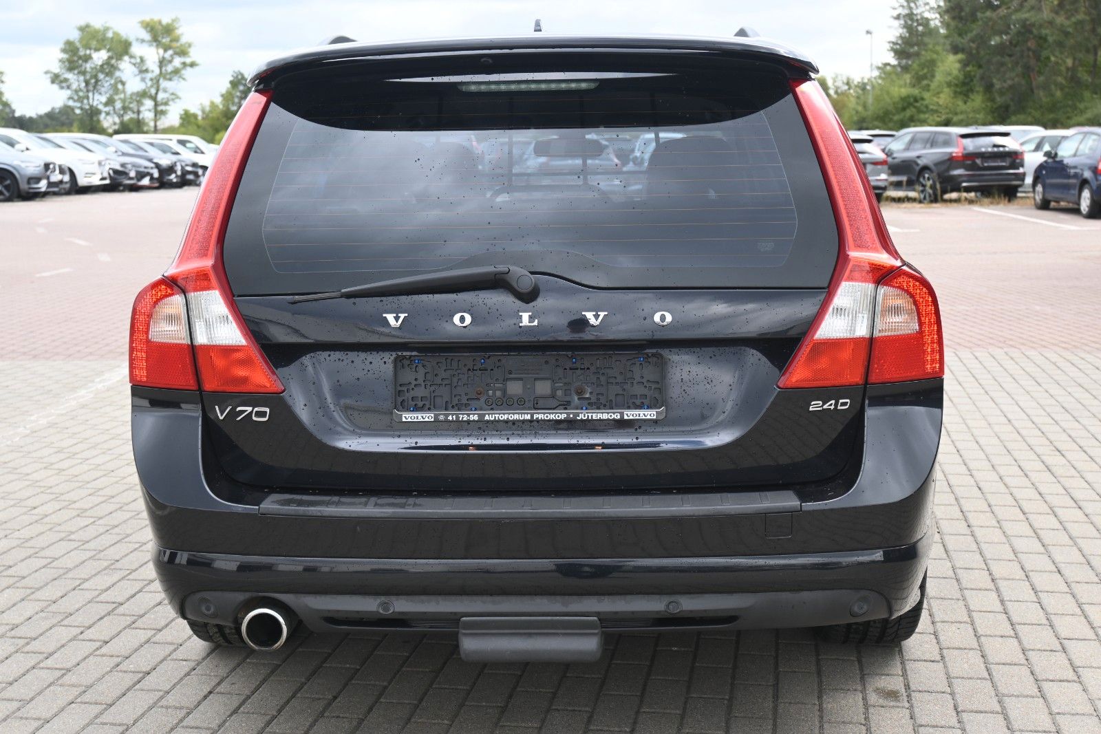 Fahrzeugabbildung Volvo V70 2.4 Autom. Edition R-Design*Xenon*