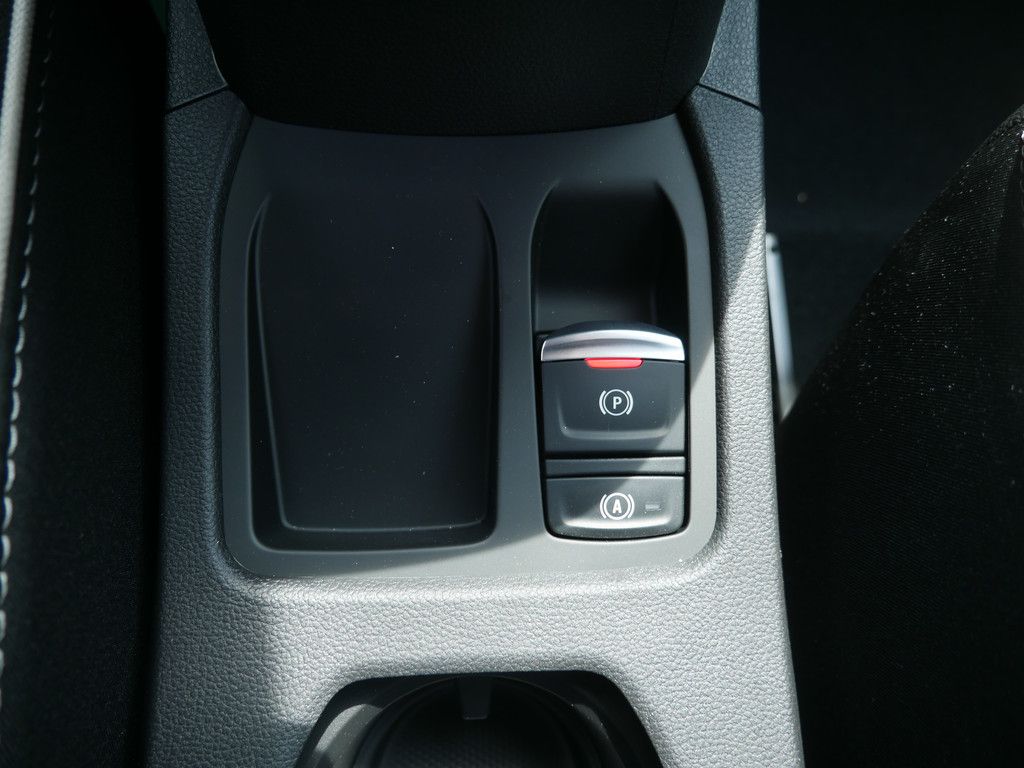 Fahrzeugabbildung Renault Clio Techno TCe 90
