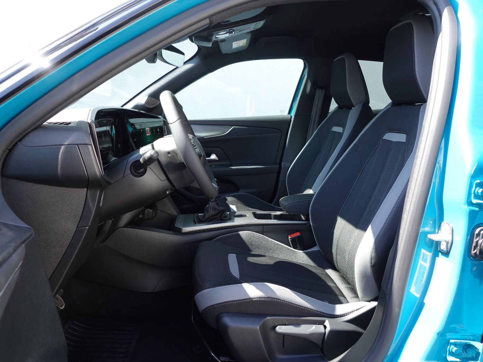 Fahrzeugabbildung Opel Mokka GS 1.2T,Kamera,Sitzhzg,Allwetter,DAB+,LED