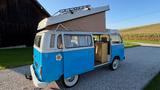 Volkswagen T2 - blaue Volkswagen T2
