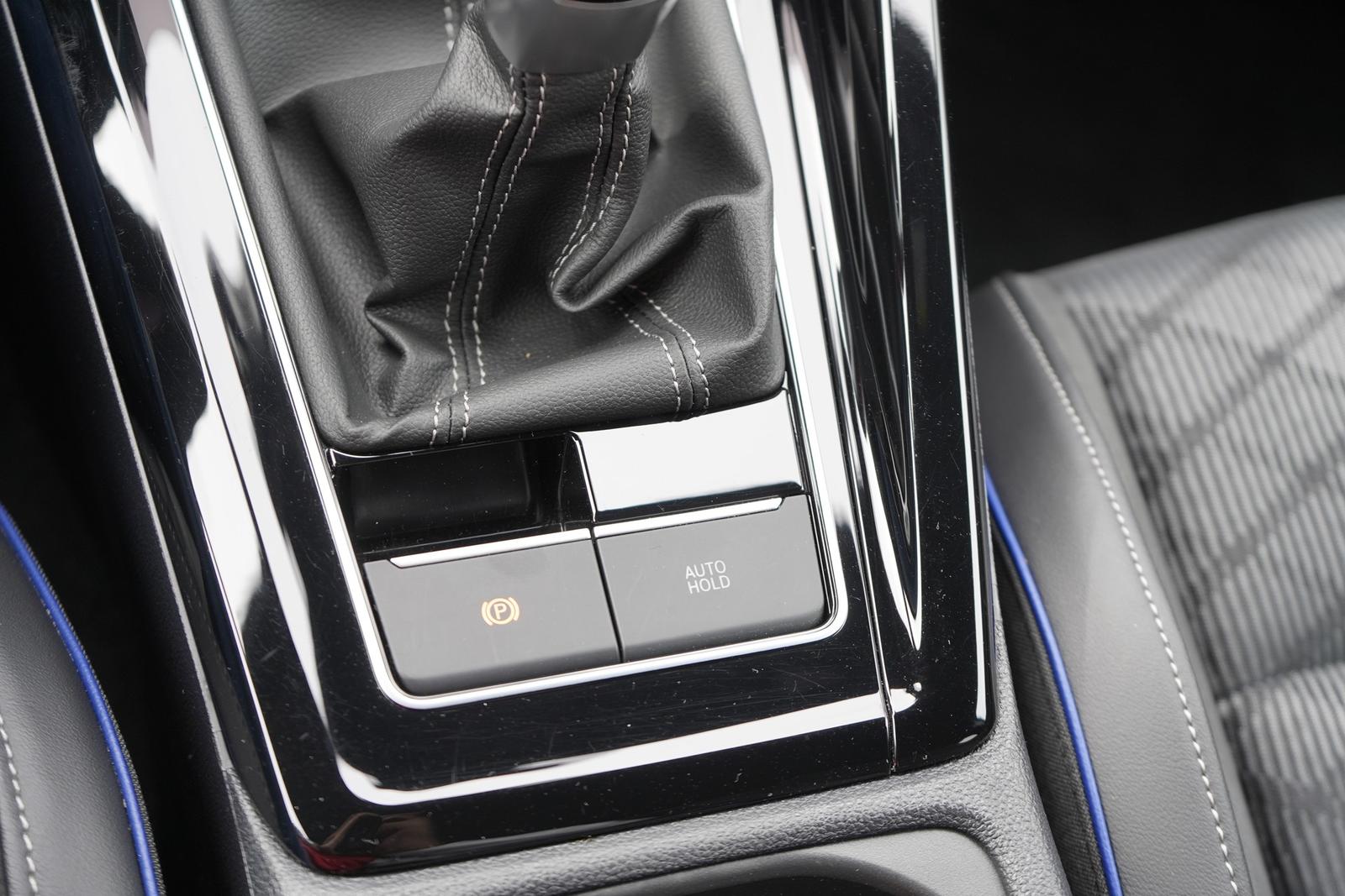 Volkswagen Golf VIII 1.5 TSI R-Line LED Sitzheizung Kamera, миниатюра 23