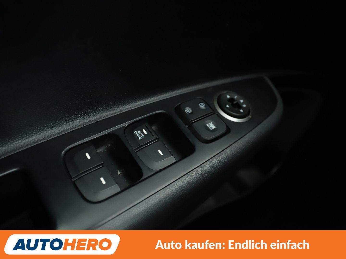 Hyundai i10 1.2 Passion*PDC*SHZ*KLIMA*GARANTIE*