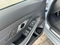 BMW 318 - Vorschau Bild 9