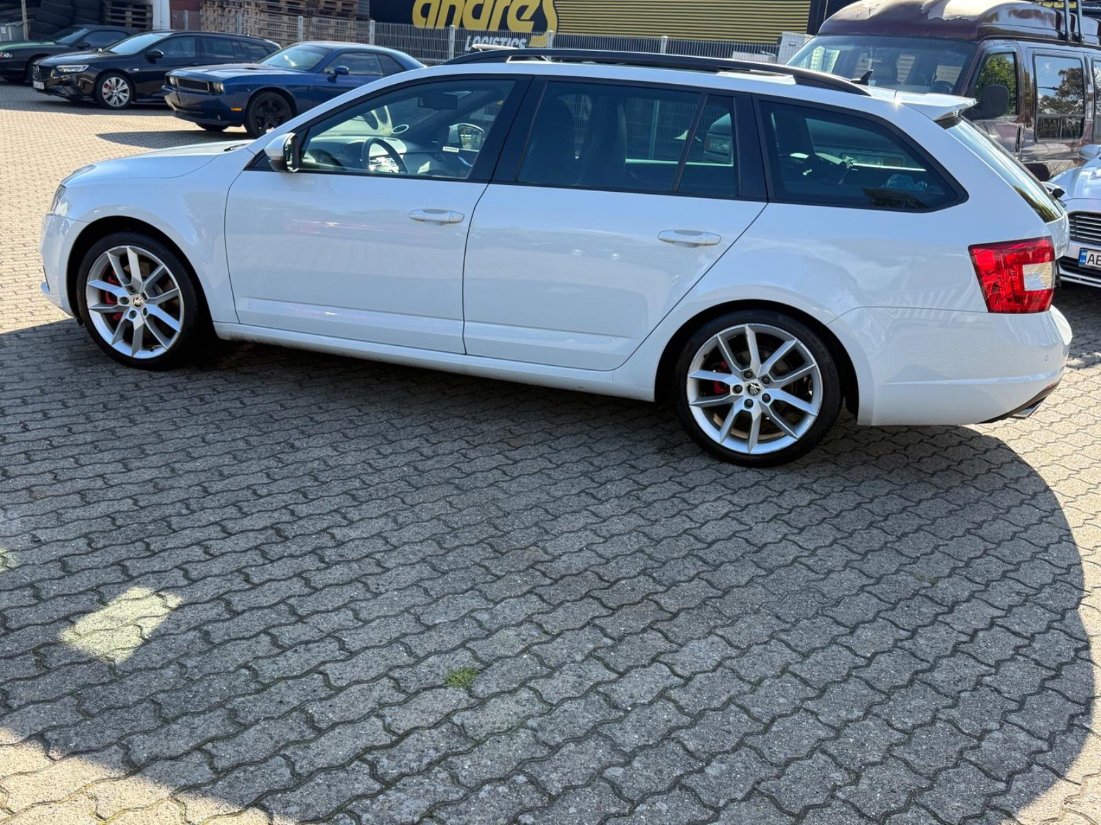 Skoda Octavia 2015 — photo 13