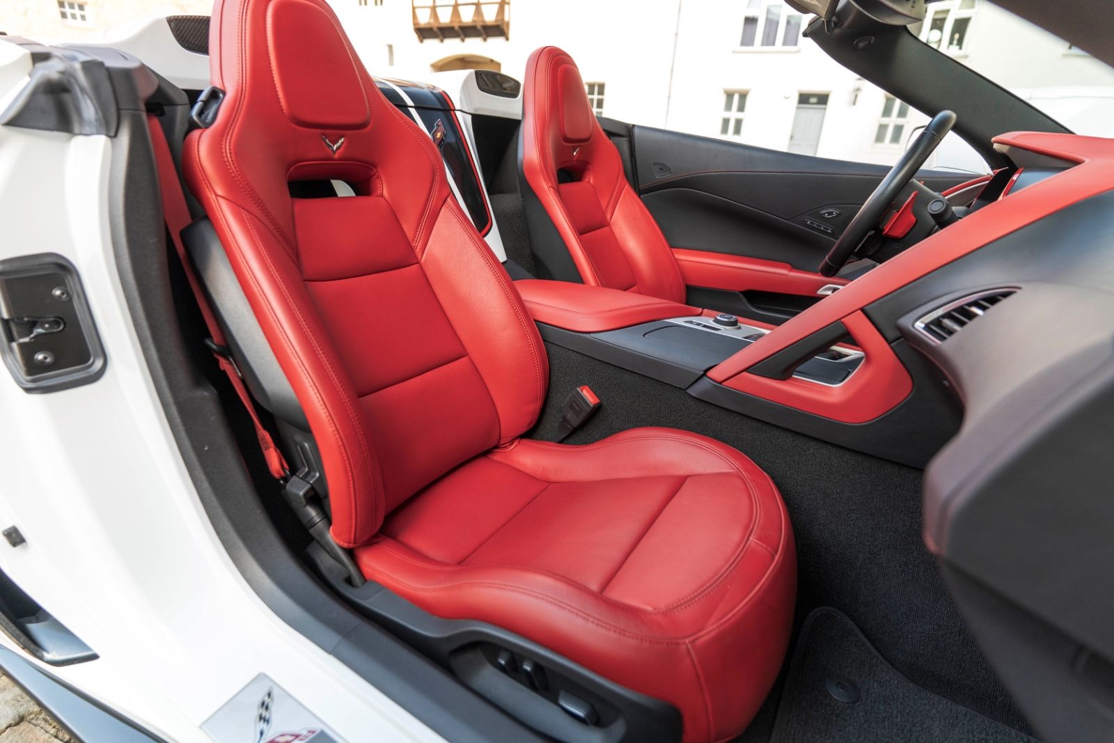 Fahrzeugabbildung Corvette Z06 CABRIOLET 6,2L 2LZ HUD BOSE KAM NAV