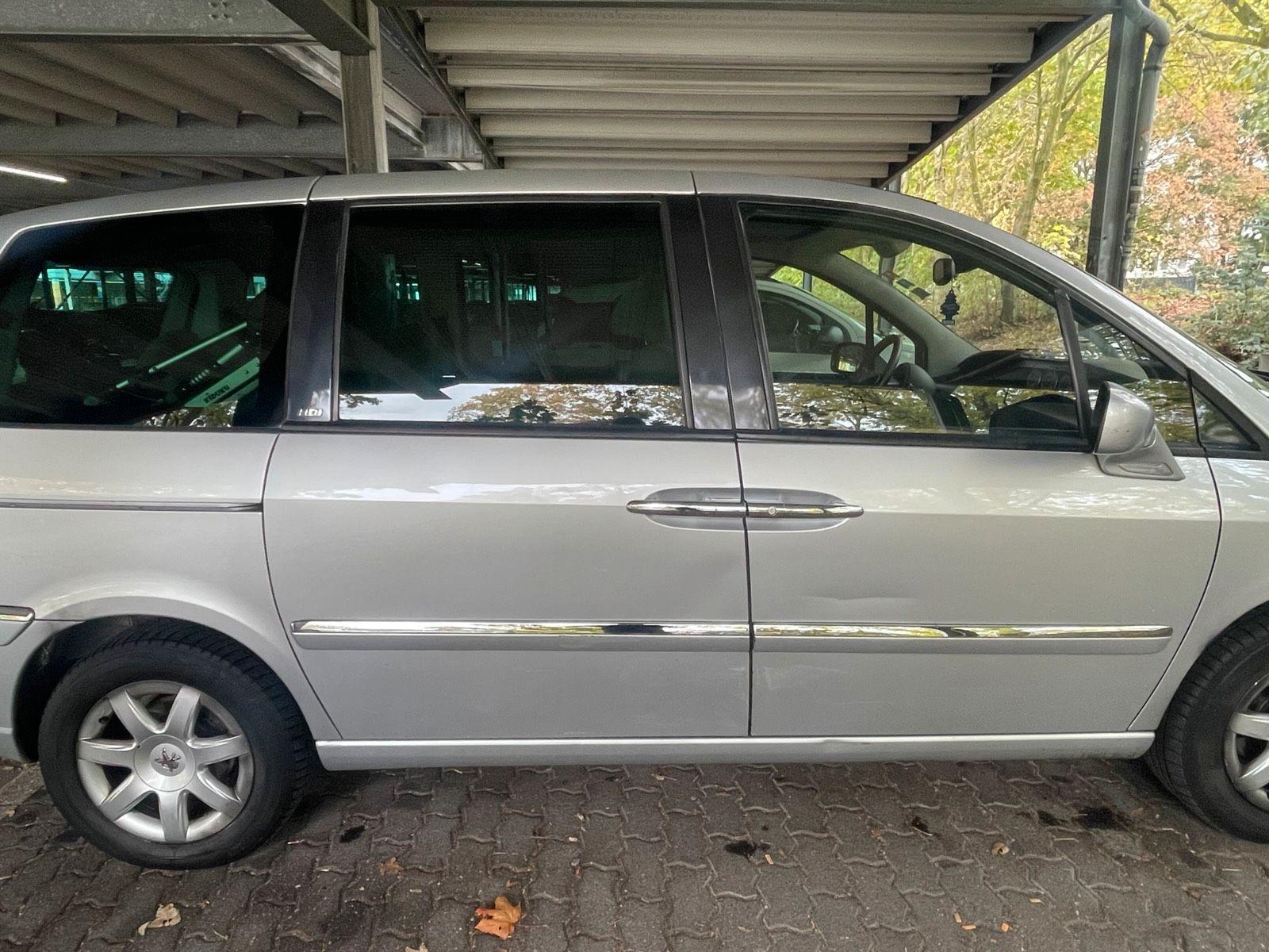 Peugeot 807 2008 — photo 11