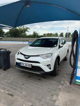 Toyota RAV 4 2,5-l-Hybrid Edition S+ / sehr gepflegt  - Toyota RAV 4 von privat