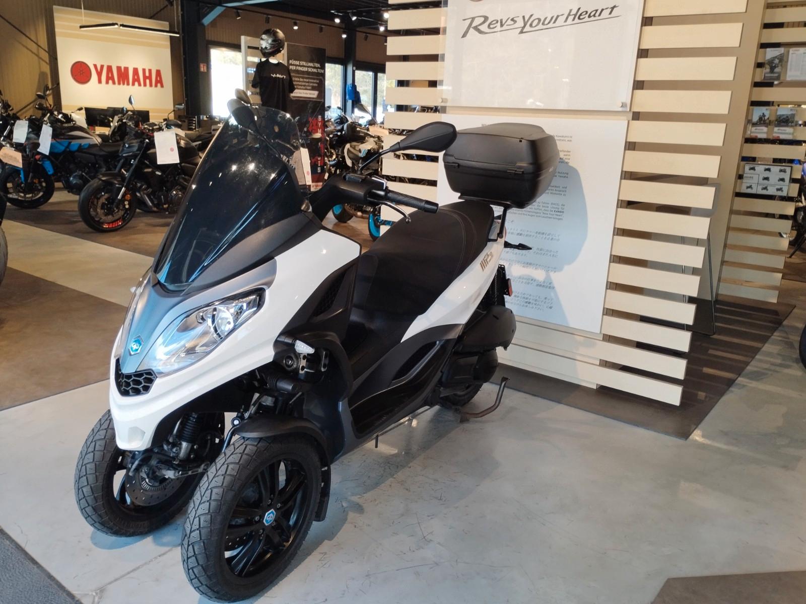 Piaggio MP3 300 HPE