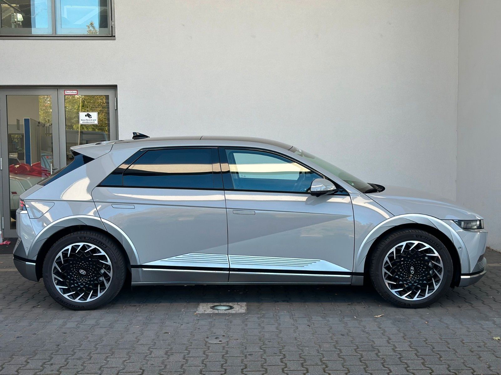 Fahrzeugabbildung Hyundai IONIQ 5 Uniq Elektro 72,6 kWh 217PS Bose!