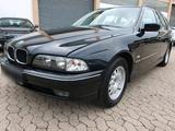 BMW E39 520I TOURING 6 ZYLINDER KLIMA TOP - BMW 520: Kombi, 520i E39