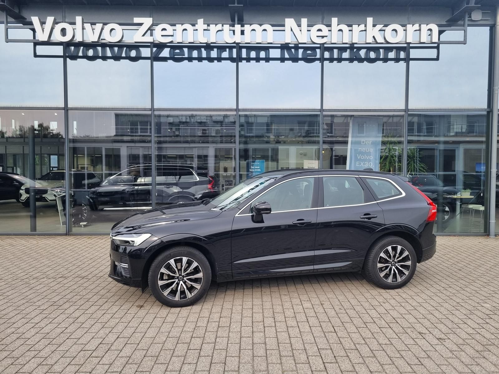 Fahrzeugabbildung Volvo XC60 B4 Diesel Core 'Anhängerkupplung'