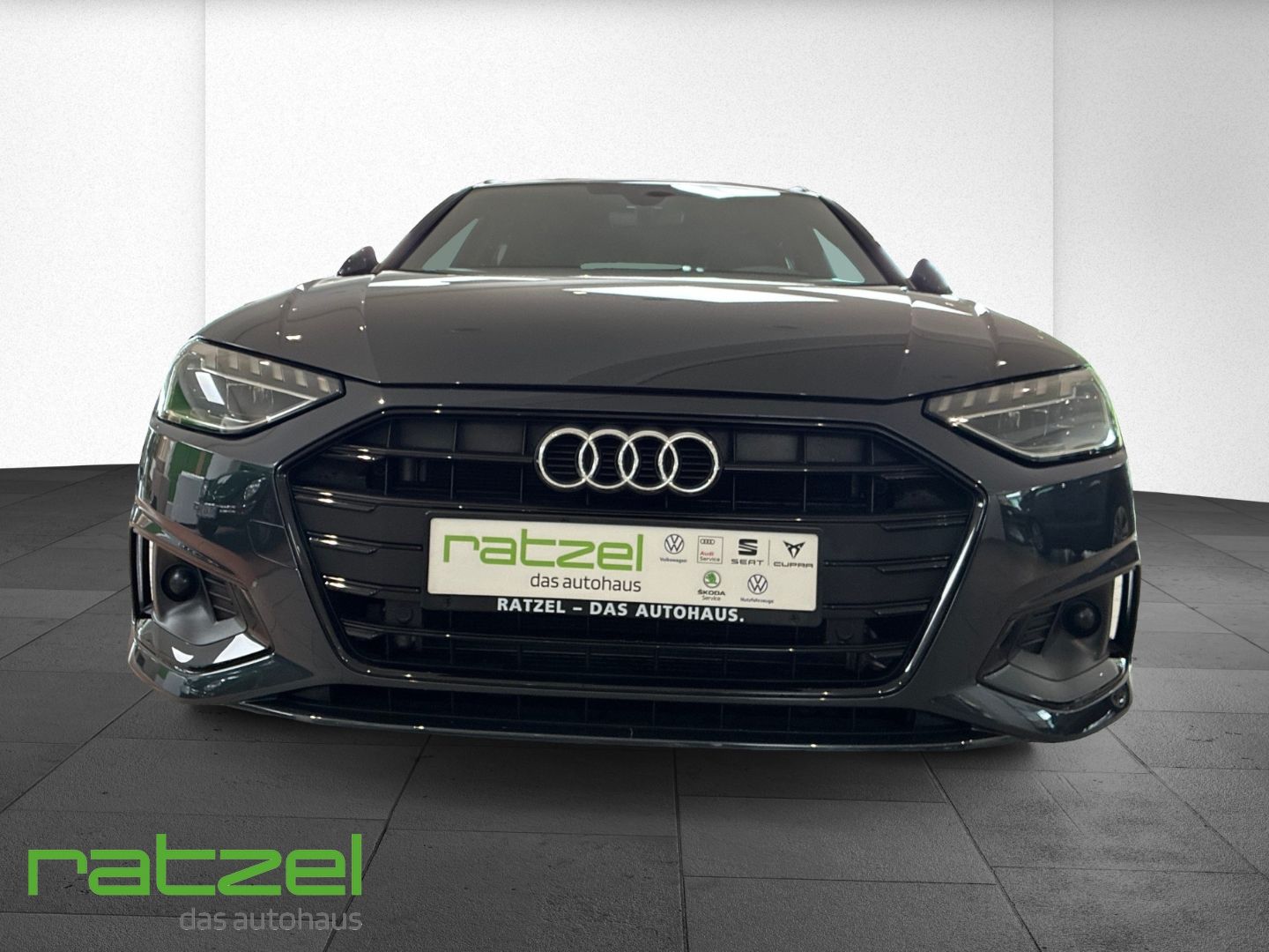 Fahrzeugabbildung Audi A4 Avant 40 2.0 TDI DSG Navi+ El. Panodach+ACC
