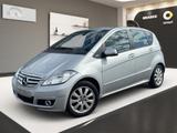 Mercedes-Benz A 160 Klima Navi Allwetterreifen Teil-Leder - gebrauchte Mercedes-Benz A 160 aus dem Jahr 2009