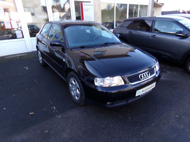 Audi A3 1.6  Attraction , wenig KM , Tüv neu ,