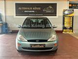 Ford Focus 1.6 Ambiente Autom. - gebrauchte Ford Focus aus dem Jahr 2000