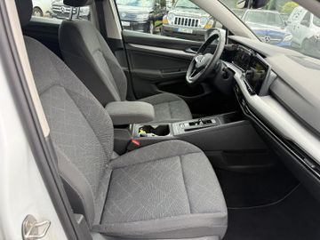 Volkswagen Golf VIII Variant Life+Virt.Cock+SHZ+Navi+LED+Ga
