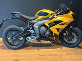 Triumph Daytona 660 - TRIUMPH DAYTONA 660