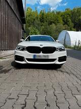 BMW G31 540i xDrive Kombi M-Paket - BMW 315: Automatik