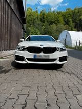 BMW G31 540i xDrive Kombi M-Paket - BMW 315 mit Benzin-Antrieb