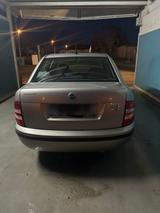 Skoda Fabia Sedan (Elegance Ausstattung) - Skoda Fabia: Sedan