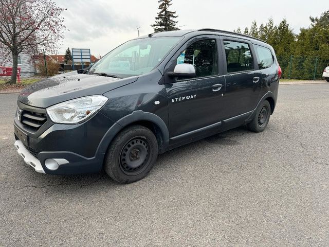 Dacia Lodgy TCe 115 Stepway Celebration