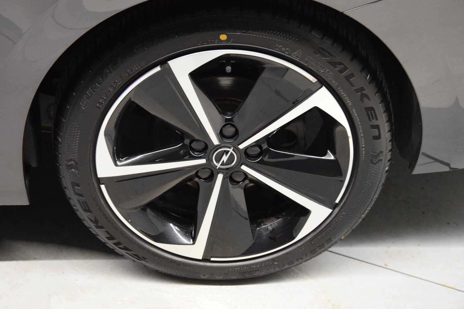 Fahrzeugabbildung Opel Astra L Sports Tourer Elegance AHK Navi Kamera