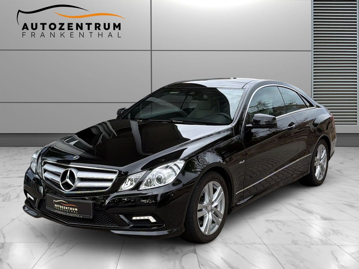 Mercedes-Benz E 350 CDI AVANTGARDE AMG NAPPA PANO STZBEL