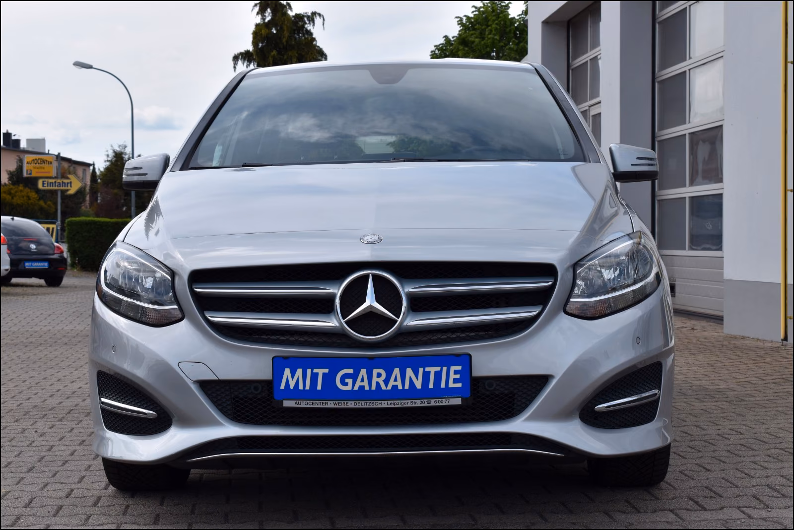 Mercedes-Benz B 180 TÜV-Neu Navi Szhg Tempo GARANTIE