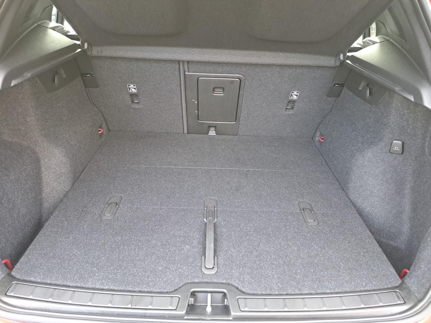 Volvo XC40 1.5 Core 2WD foto 14
