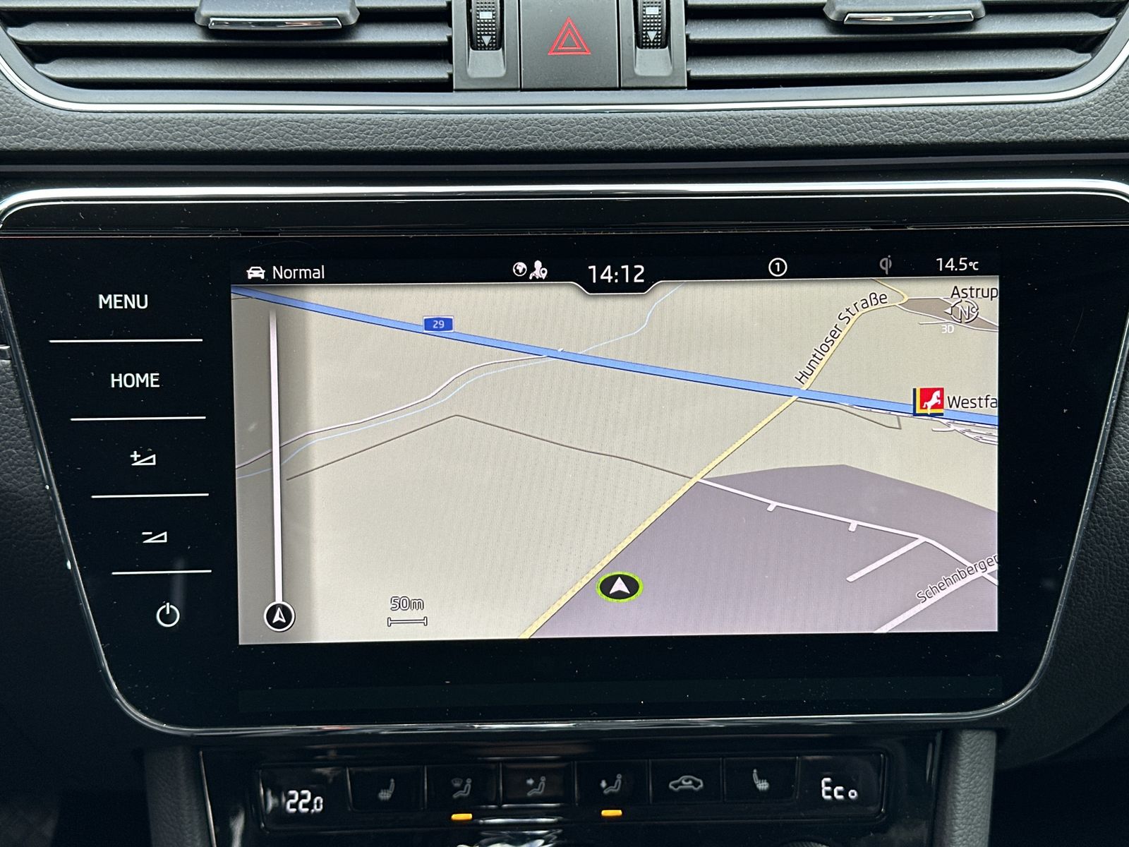 Fahrzeugabbildung SKODA Superb Combi 1.4 TSI DSG L&K iV NAV+LED+360°+VC