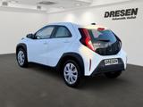 Toyota Aygo X Play 1.0 Mehrzonenklima Allwetter Musikst - Toyota Aygo (X) in Mönchengladbach