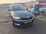 Skoda Rapid Spaceback Ambition TDI Automatik Euro6 - Skoda Rapid mit Diesel-Antrieb: Automatik