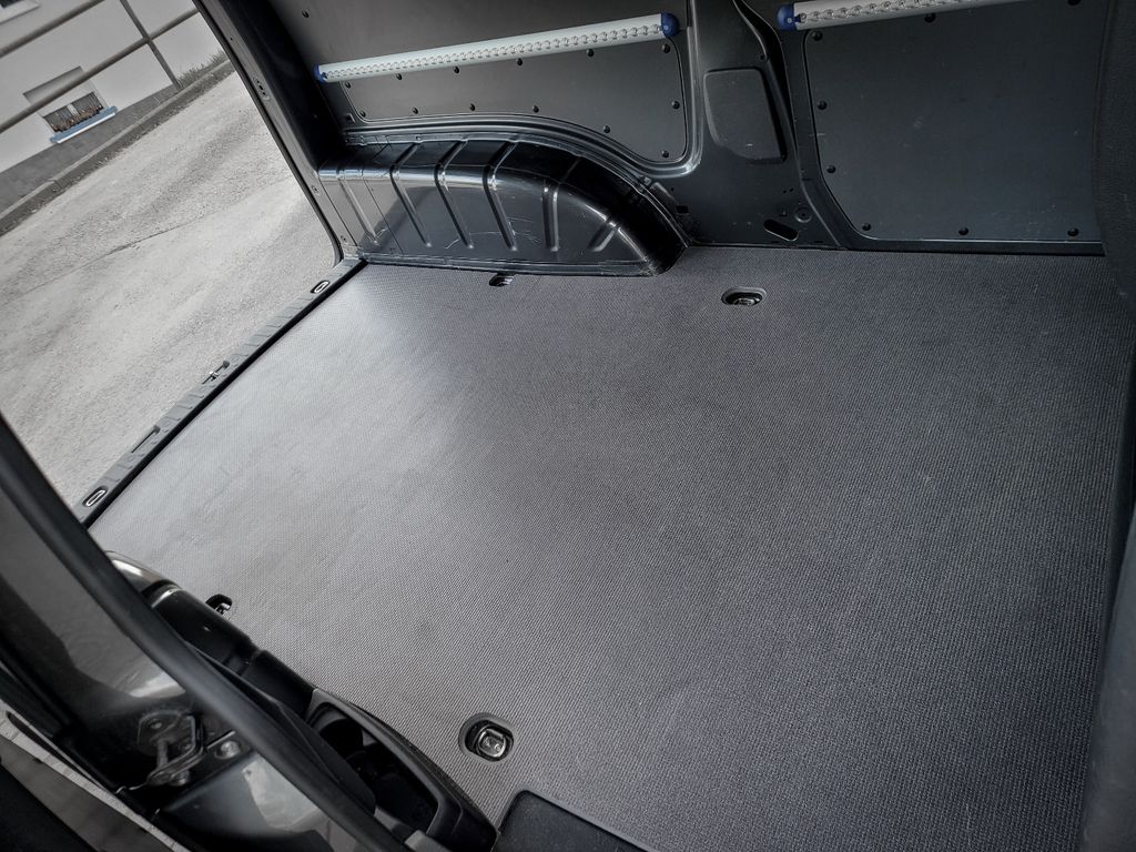 VW Caddy Maxi 2.0 TDI Kasten Lang DSG 150 PS VW Caddy Maxi 2.0 TDI Kasten Lang DSG 150 PS