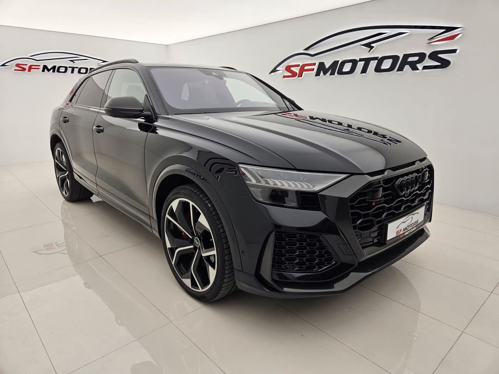Audi RSQ8