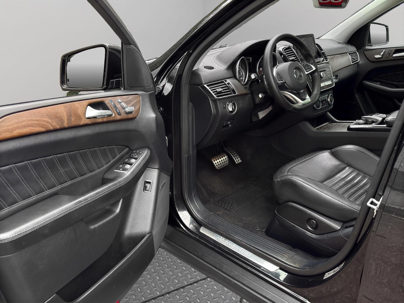 Mercedes-Benz GLE 350CDi V6 COUPE 4MATIC AMG*Leder*Pano*R-Cam*