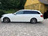 Mercedes-Benz E 300 T  AMG 4-Matic | CarPlay | 44.000 km  - Mercedes-Benz E 300 4Matic Gebrauchtwagen
