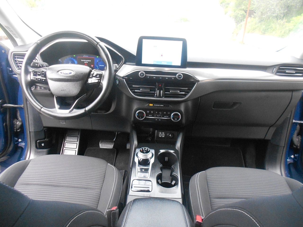 Ford KUGA(my'22)1.5dci(NUOVO:73.000km)STRAFULL,E6D-IS imagem 3